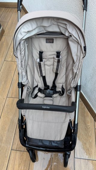 Inglesina Aptica Trio mas isoxix y silla grupo 1,2