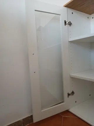 Vitrina 2 puertas cristal madera