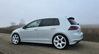 Volkswagen Golf R TDI 4MOTION