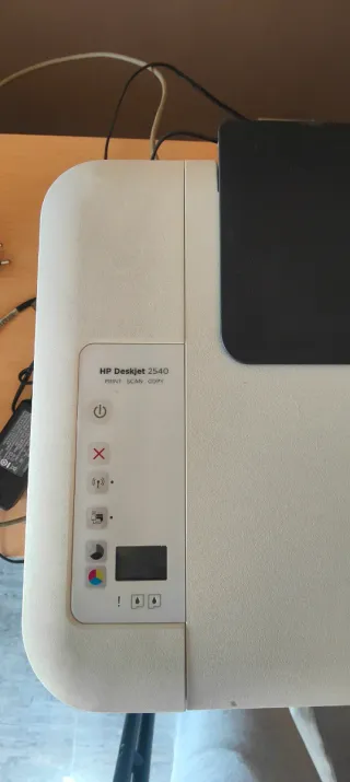 Impresora multifuncion WIFI HP 2540 (no imprime)