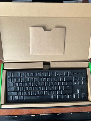 TECLADO RAZER ORNATA V3 TENKEYLESS!!!
