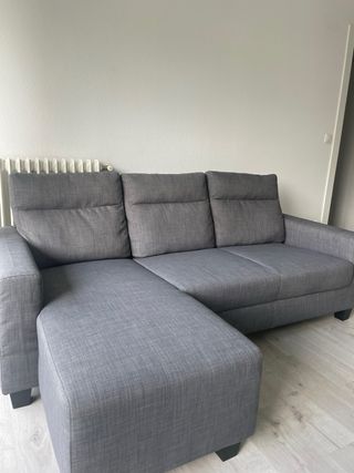 Sofá modular gris de tela