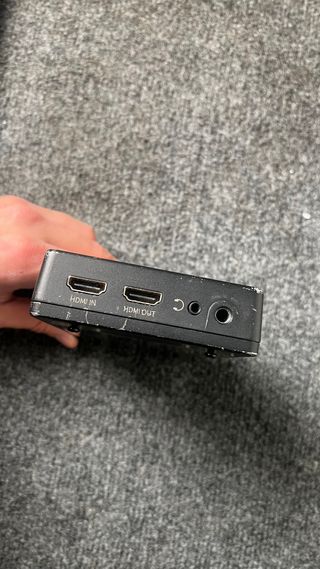 Monitor TVLogic F5A + Baterías y Cargador