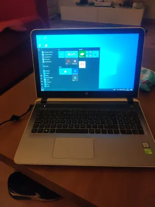 Portátil HP Pavilion Blanco