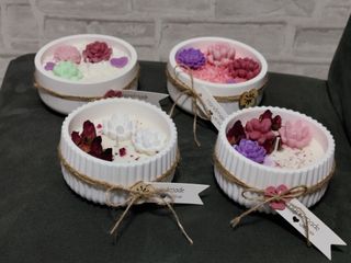 Candele profumate fatte a mano.