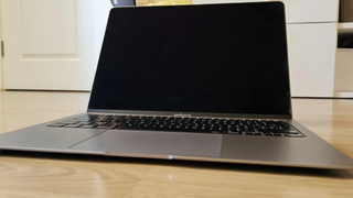 MacBook Air 13” 2020 – Intel i7 – Muy cuidado