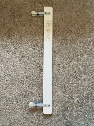 Barra protección cama infantil de Ikea