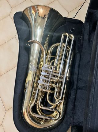 Tuba Thomann