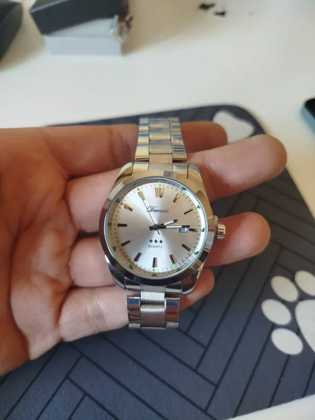 Reloj Elegante Blanco Marfil 40mm