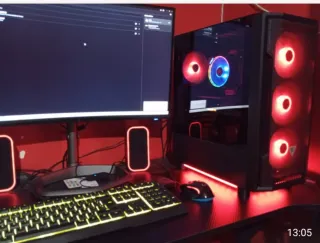 Torre PC Gamer Nera e Rossa