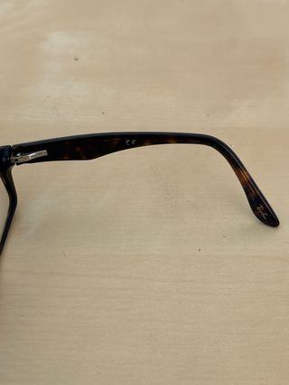 Gafas de vista Ray-Ban negras y marrones