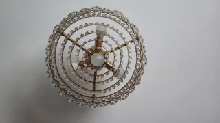 Lámpara colgante dorada con cristales