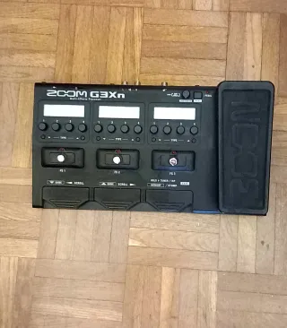 Pedalera Zoom G3Xn Multi-Effects Processor