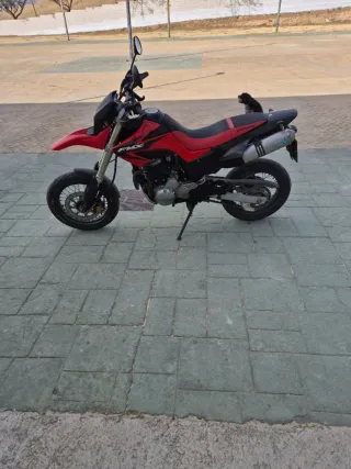 Honda FMX 650 Supermoto