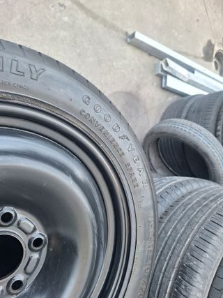 Ford Focus Mondeo - Rueda de galleta de 16"