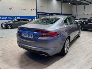 Jaguar XF 2010