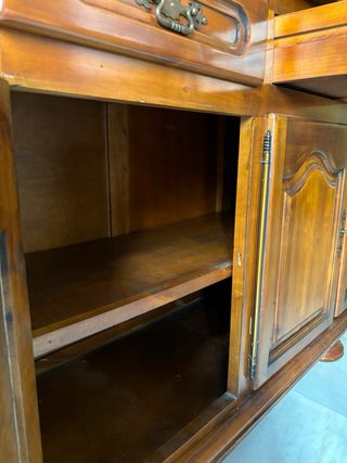 Mueble de salón de madera