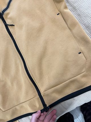 Felpa Nike Tech Fleece Beige