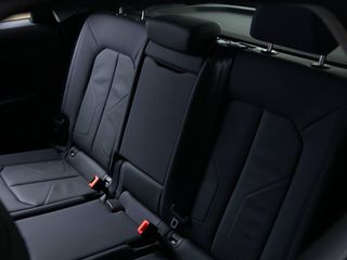 Audi Q3 1.4 45 TFSI E S TRONIC S LINE 5P