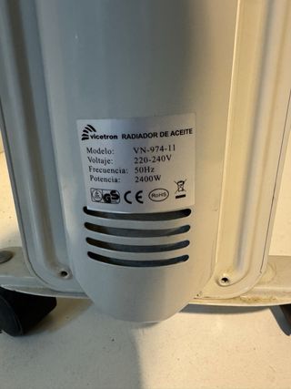 Radiador Eléctrico Vicetron Blanco y Amarillo