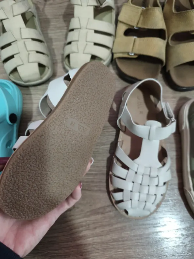 Lote 7 pares zapatos niño Talla 28