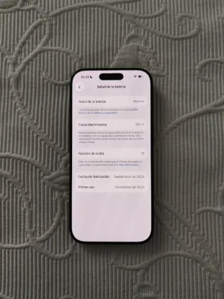 iPhone 16 Pro: 5x Telefoto, 6.3", 4K@120fps