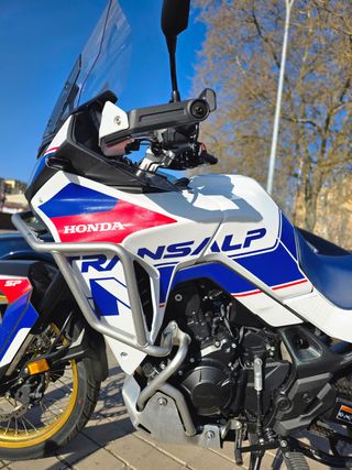 HONDA XL 750 TRANSALP SP + CASCOS Y CHAQUETAS!