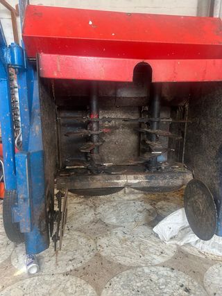 Prepodadora de viña en vaso