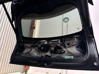 Tapa Maletero Range Rover Velar Negra