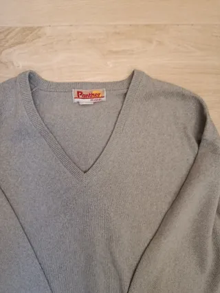 Jersey cuello pico gris Panther