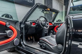 MINI JOHN COOPER WORKS CABRIO R56