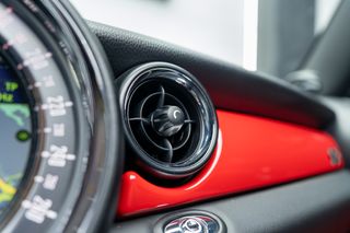MINI JOHN COOPER WORKS CABRIO R56