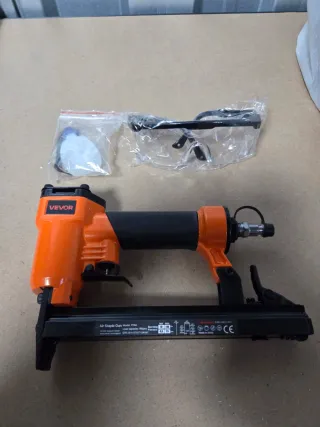 Grapadora Neumática VEVOR Calibre 22