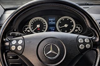 Mercedes-Benz Clase C 2006