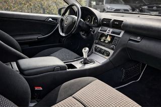 Mercedes-Benz Clase C 2006