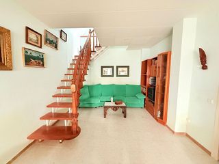 Chalet en venta en Camarles