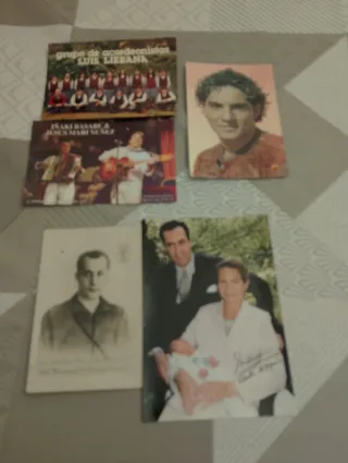 8 Postales Firmadas Artistas Varios