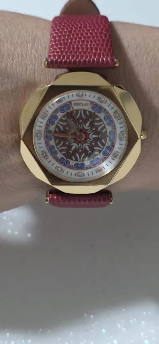 Reloj Beclay dorado con correa rosa
