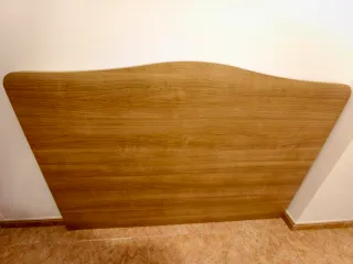 Capçal de melamina per a llit