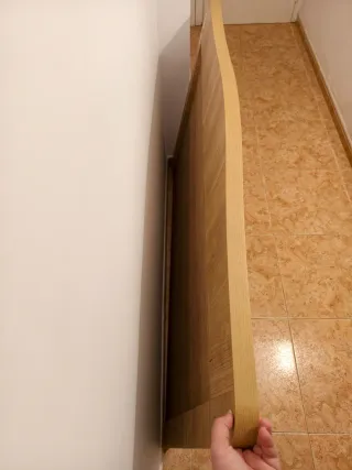 Capçal de melamina per a llit