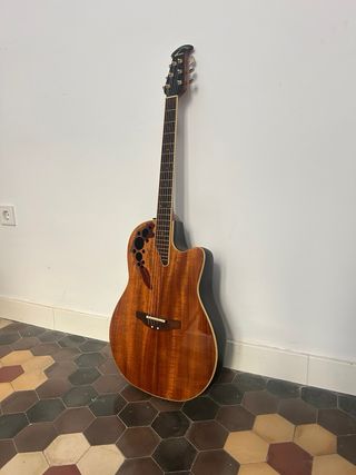 Ovation Celebrity CSE34 Guitarra Electroacústica