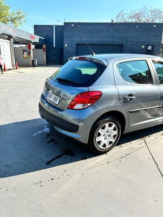 Peugeot 207 2011 hdi