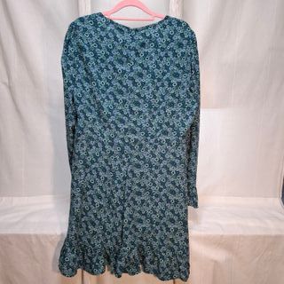 Vestido Springfield floral verde y morado