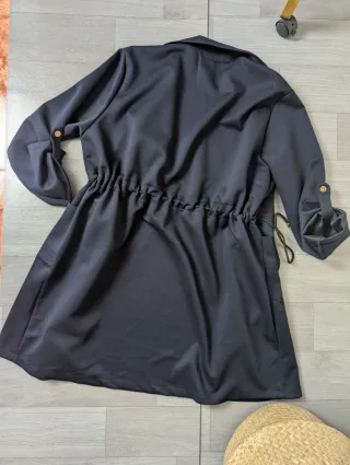 Gabardina Entret. Talla L/XL Negra