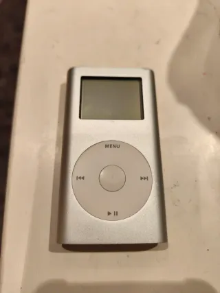 Apple iPod Nano 8GB Plata