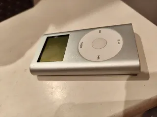 Apple iPod Nano 8GB Plata