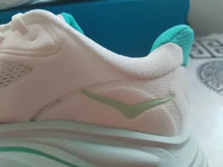 Hoka M Clifton 10 Talla 42 EU