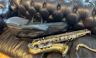 Saxofón Tenor Smash