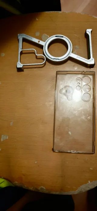 Samsung S24 Ultra 256GB + 4 Smart Tags 2