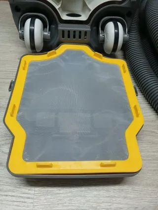 Robot Limpiafondos Intex ZX100